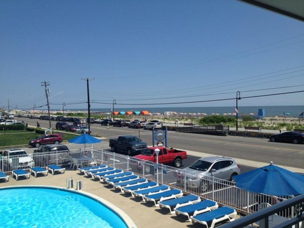 Colton Court Motor Inn Cape May Extérieur photo